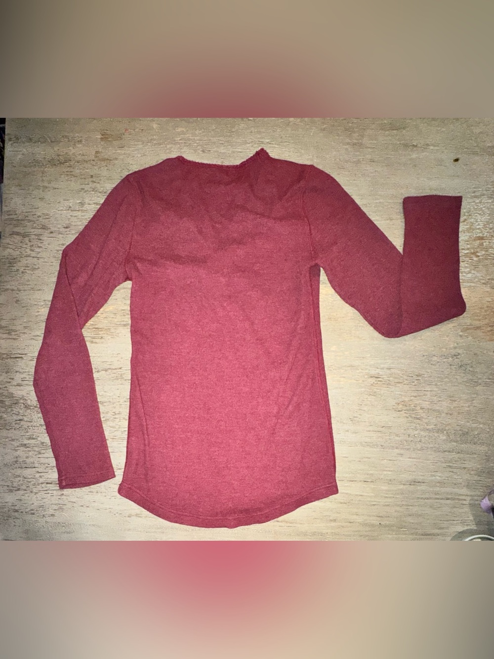 Eddie Bauer Long Sleeve Henley in maroon - Picture 2 of 3